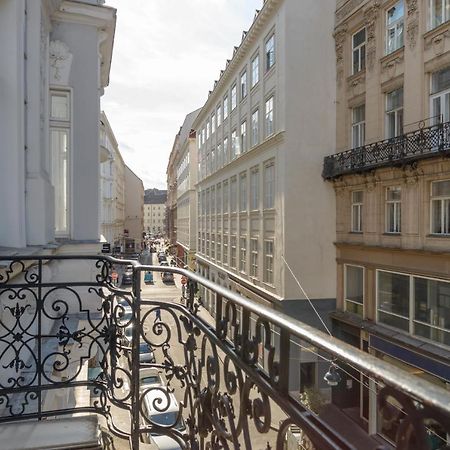 Senator Suite Stephansplatz By Ichbucheat Vídeň Exteriér fotografie